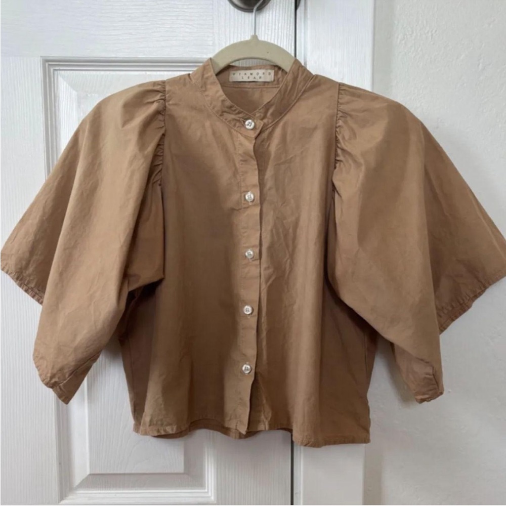 Diamond Leah Flutter Sleeve Button-Up Blouse XS